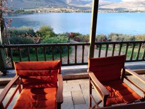 Aphrodite's Coast Retreat House! Parnassos Greece