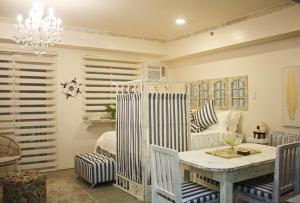 Amaia Steps Capitol Central