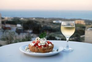 Callia Retreat Suites - Adults Only Santorini Greece