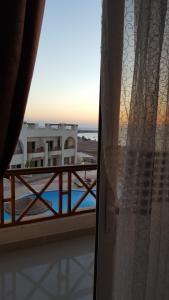 Half Moon - Sunny Dahab resort