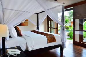 The Khayangan Dreams Villa Umalas