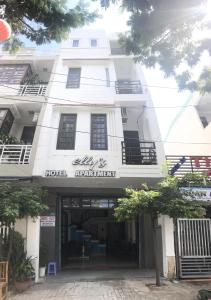 Elly Hotel & Apartment