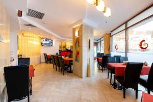 Hotel Duke Armeneasca City Center