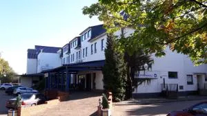 Erbenholz Hotel - Sarstedt