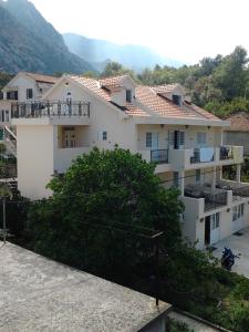 Apartments Pejanović