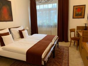 Deluxe Suite room in Antik Hotel Sofia