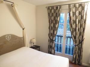 Hotels Hostellerie Du Royal Lieu : photos des chambres
