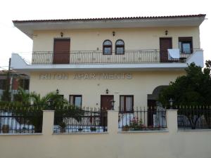 Triton Apartments Halkidiki Greece