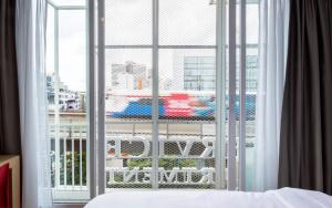 128 room and massage