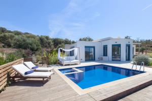 Villa Alma Lefkada- Sea front Villa Lefkada Greece