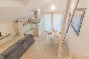 The Sweet Square Flat