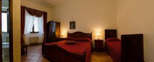 Basic Triple Room