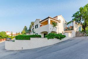 Apartment Deni with central heating