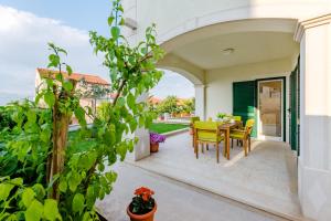 Apartment Deni with central heating