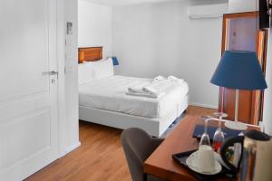Superior Double or Twin Room with Sea View room in Sopra Le Mura
