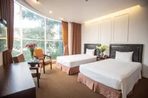 Dinh Hotel - Hanoi
