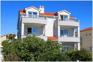 Apartments Up&Up - Рогозниця