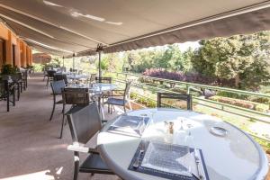 Hotels hotel restaurant Beau-rivage : photos des chambres