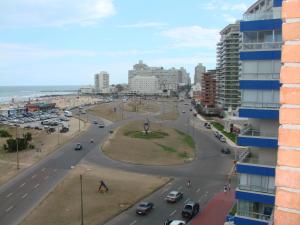DEPTO FRENTE AL MAR - PUNTA DEL ESTE - Uruguay