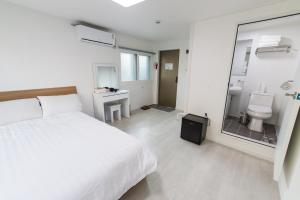 Phòng Đôi (Double Room)