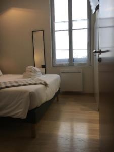 Hotels Les Bains Boyardville - Hotel et Restaurant : photos des chambres