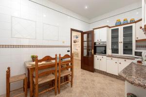 Downtown Ronda -Parking included-