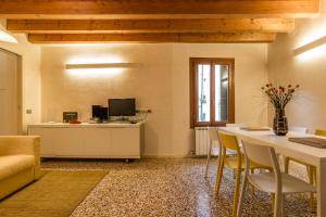 Rialto Mercato a Family in Venice like at Home