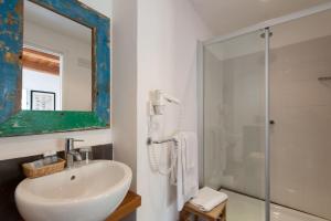 Basic Double Room room in Hotel Gutkowski