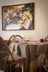 Hotels L'Ermitage Hotel & Restaurant : photos des chambres