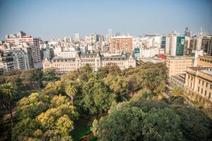 Avenida Callao 924, Recoleta, Buenos Aires, Argentina.