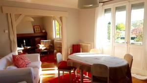 Villas maison spacieuse renovee : photos des chambres