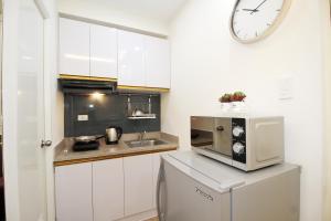 Makati - Chino Roces Trevi Towers