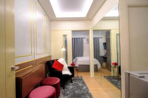 Makati - Chino Roces Trevi Towers