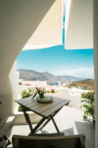 Plori Studios and Apartments Amorgos Greece