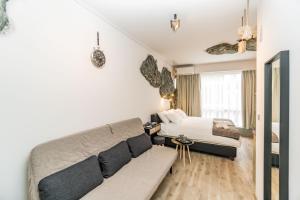 GraffitiSuites#Stone