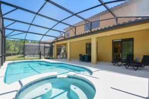Six-Bedroom Holiday Home room in 6 bedroom luxury home Veranda Palms