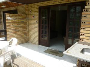 Apartamento 12 - Bombinhas - 200 metros da praia