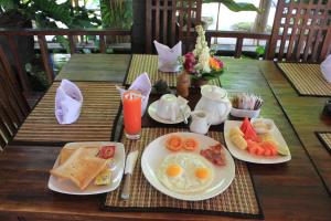 Alami Resort, Restaurant and Dive Center