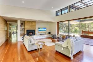 Calanthe Acreage - Doonan