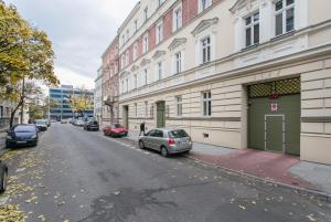 Penguin Rooms 1117 on Ariańska Street