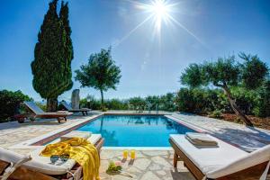 Perachori Villa Sleeps 4 Pool Air Con WiFi T604840 Ithaka Greece