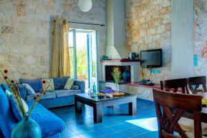 Perachori Villa Sleeps 4 Pool Air Con WiFi T604840 Ithaka Greece