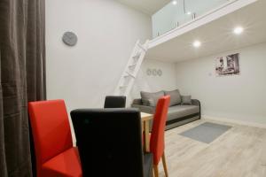 Standard Apartment by Hi5 - Csengery 3