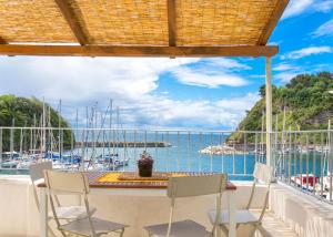 Talu Exclusive Fisherman's Rooftop Procida Itaalia
