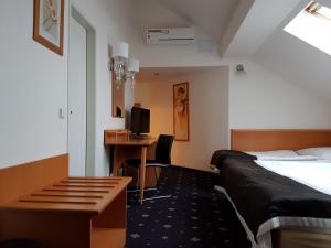 Deluxe Quadruple Room room in Machova