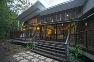 The Sanctuary - 金皮