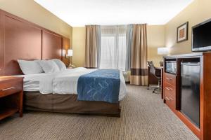 Comfort Suites Findlay I-75 near Sports Complex