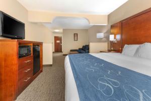 Comfort Suites Findlay I-75 near Sports Complex
