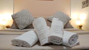 Dreaming Navona Rooms