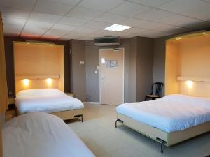 Hotels Hotel Le Saint Vincent Lyon Sud : photos des chambres